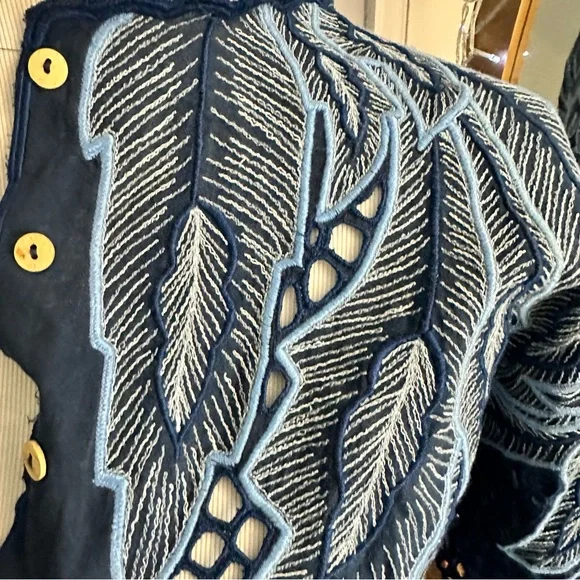 •nwt• ✨rare✨ Chasing Unicorns Lace Embroidered Romper - Picture 4 of 10